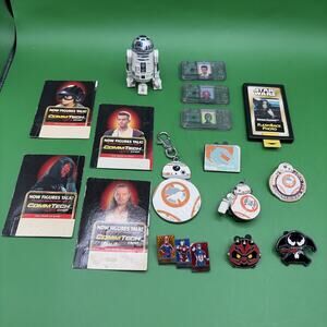 Random Disney Star Wars BB8 Marvel Venom Pin Cards Chip Keychain Collection